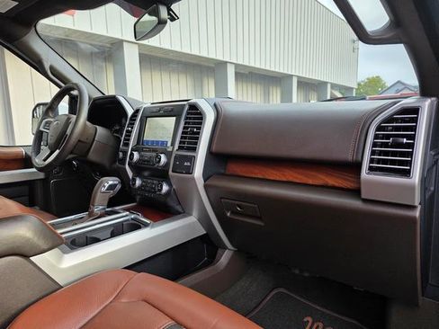 Used 2019 Ford F150 King Ranch image 25