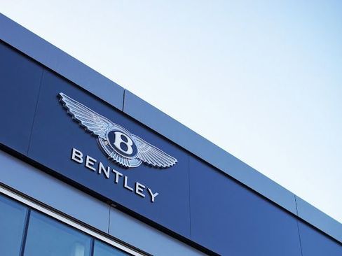 Certified 2022 Bentley Bentayga image 42