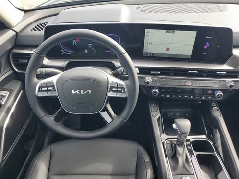 New 2025 Kia Telluride S image 19