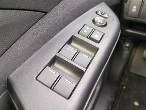 Used 2016 Honda CR-V SE image 26