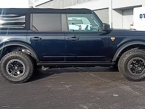 Used 2021 Ford Bronco Badlands AWD/4WD image 9