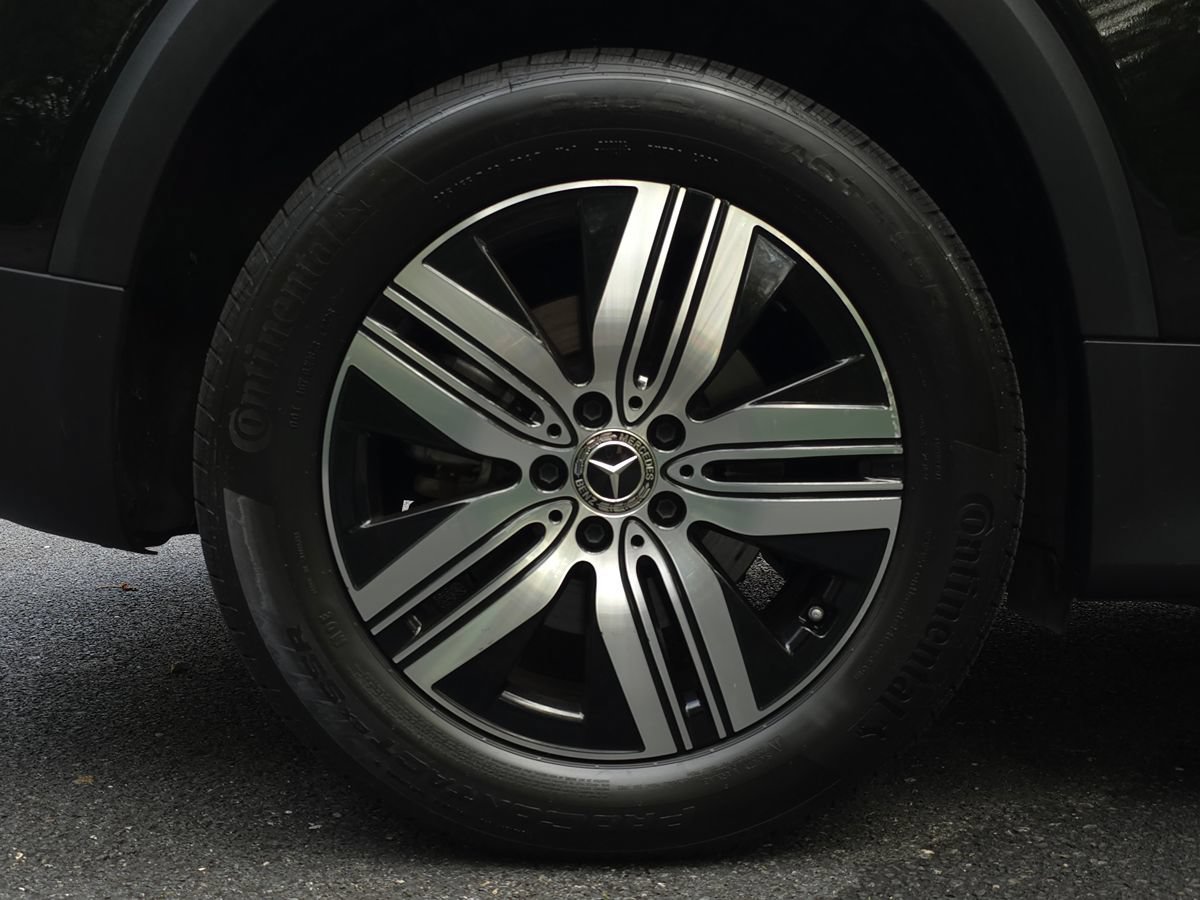 Used 2023 Mercedes-Benz EQB 300 4MATIC w/ Pinnacle Package image 59