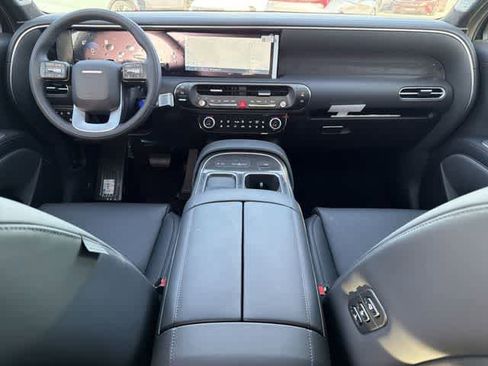 New 2026 Hyundai Palisade Calligraphy FWD image 12