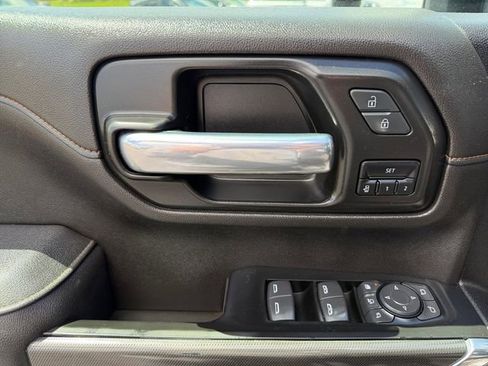 Used 2023 GMC Sierra 3500 AT4 w/ AT4 Premium Plus Package AWD/4WD image 15