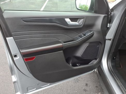 Used 2023 Ford Escape ST-Line w/ Tech Pack #1 FWD image 11