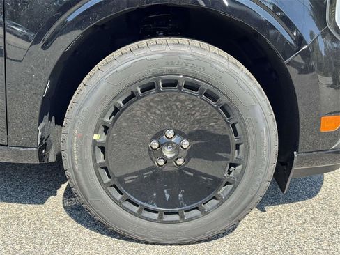 New 2025 Ford Maverick Lobo image 25