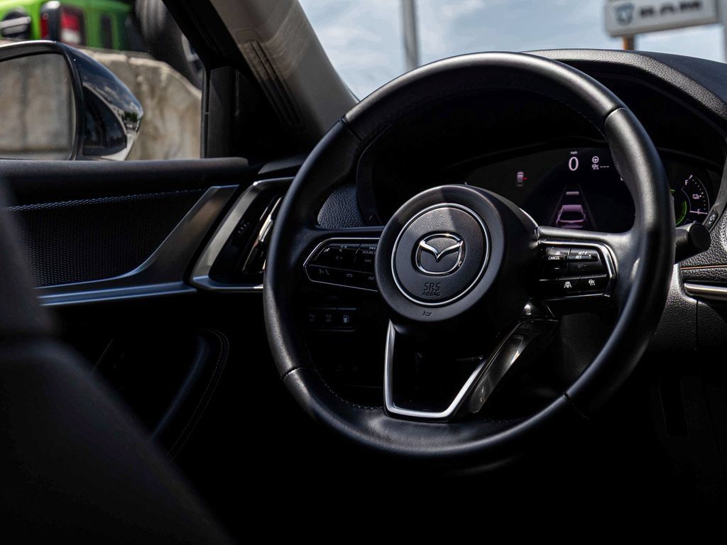 Used 2025 MAZDA CX-70 Plug-In Hybrid w/ Premium Pkg AWD/4WD image 24