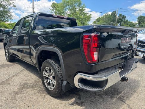 Used 2020 GMC Sierra 1500 4x4 Crew Cab w/ Convenience Package image 2