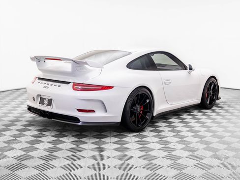 Certified 2015 Porsche 911 GT3 w/ Sound Package Plus RWD image 8