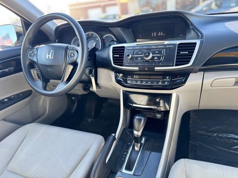 Used 2017 Honda Accord LX image 23