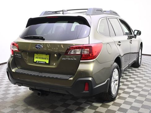 Used 2018 Subaru Outback 2.5i Premium AWD/4WD image 6