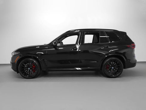 Used 2025 BMW X5 M60i image 2