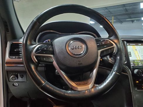 Used 2018 Jeep Grand Cherokee Limited w/ Luxury Group II image 28