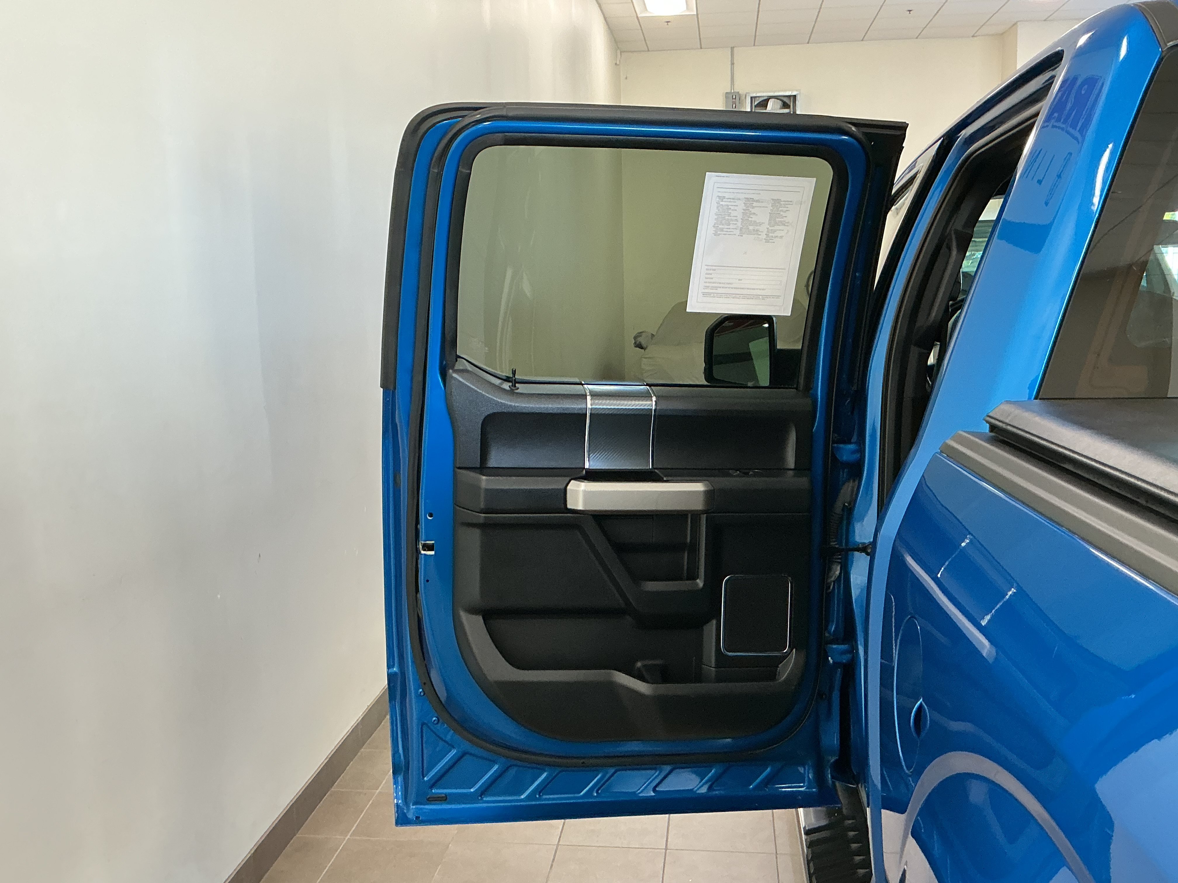 Used 2019 Ford F150 Lariat AWD/4WD image 8