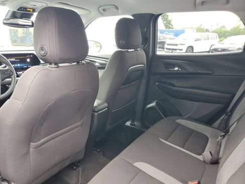 Used 2025 Chevrolet TrailBlazer LT AWD/4WD image 24