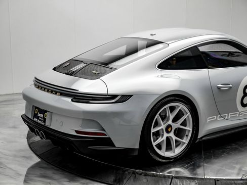 Used 2024 Porsche 911 GT3 RS image 20