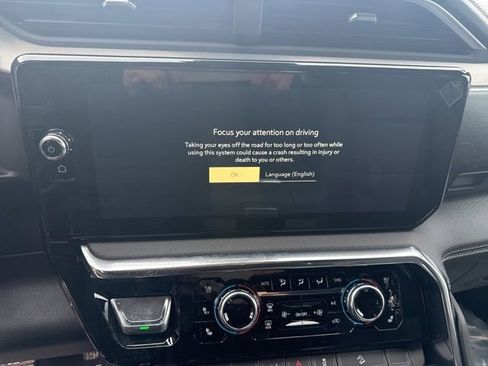 New 2026 GMC Sierra 2500 Denali w/ Denali Reserve Package image 23