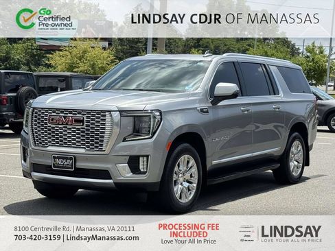 Used 2024 GMC Yukon XL Denali AWD/4WD image 4