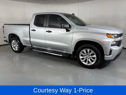 Used 2022 Chevrolet Silverado 1500 Custom RWD image 12