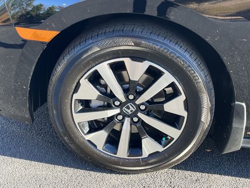 Certified 2025 Honda Odyssey EX-L image 34