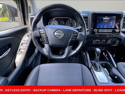 Used 2023 Nissan Frontier SV w/ SV Convenience Package AWD/4WD image 9
