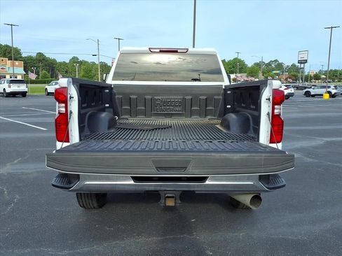 Used 2025 Chevrolet Silverado 2500 LT w/ Convenience Package AWD/4WD image 21