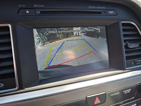 Used 2016 Hyundai Sonata SE FWD image 37