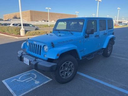 Used 2017 Jeep Wrangler Unlimited Rubicon w/ Connectivity Group