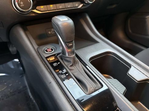 Used 2023 Nissan Sentra S image 32