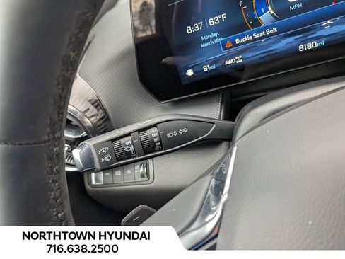 Used 2025 Chevrolet Equinox LT w/ Convenience Package II image 31