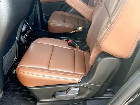 Used 2023 Lincoln Aviator Reserve w/ Equipment Group 201A image 22