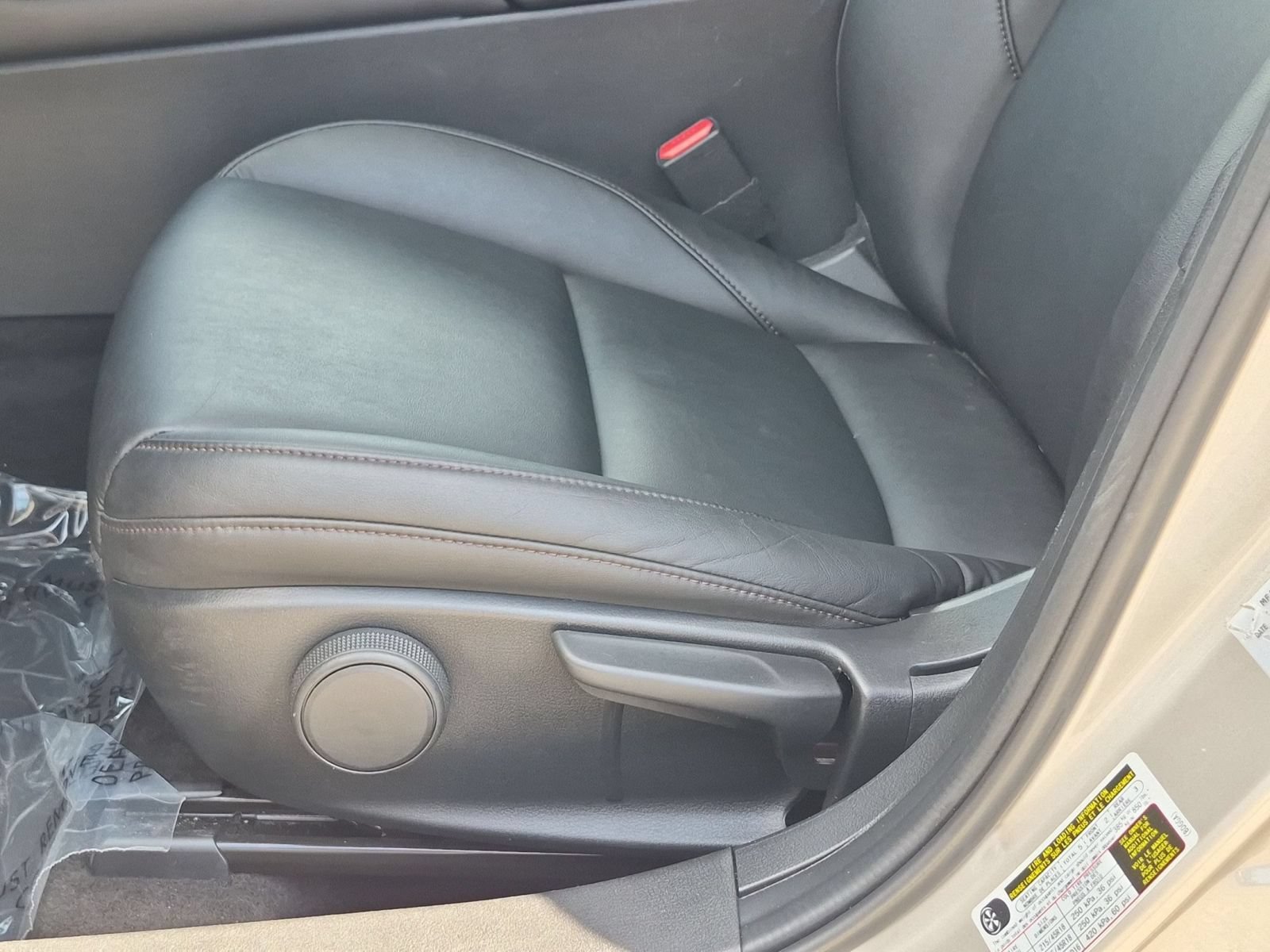 Used 2025 MAZDA MAZDA3 s FWD image 20