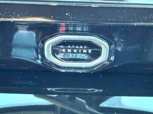New 2026 Jeep Grand Cherokee Altitude AWD/4WD image 29