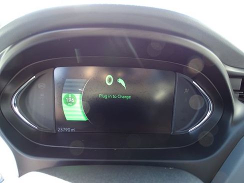 Used 2021 Chevrolet Bolt LT FWD image 10