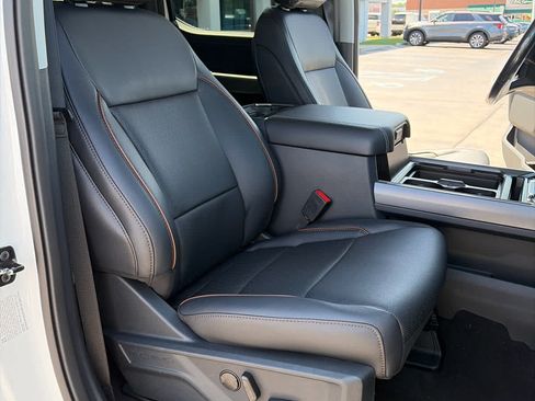 New 2026 Ford F350 Lariat w/ Black Appearance Package AWD/4WD image 19
