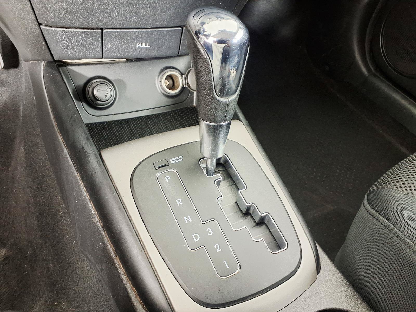 Used 2009 Hyundai Elantra FWD image 25