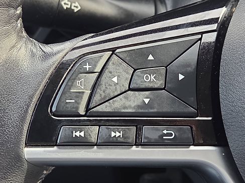 Used 2021 Nissan Altima 2.5 Platinum image 21