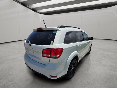 Used 2019 Dodge Journey SE w/ Blacktop Package FWD image 5