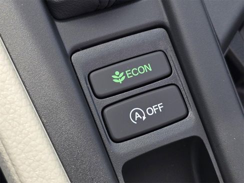 New 2025 Honda Accord SE image 9