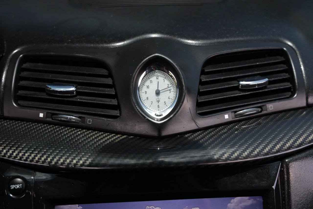 Used 2011 Maserati GranTurismo S RWD image 32
