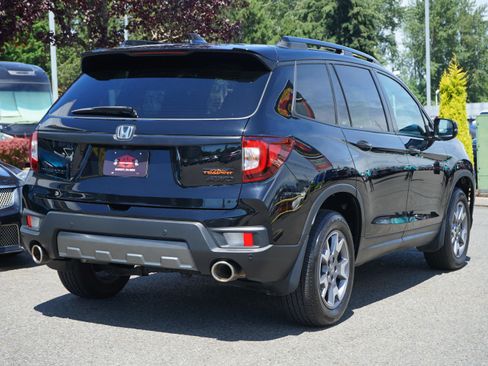 Used 2022 Honda Passport TrailSport image 6