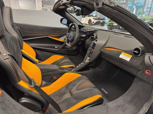 New 2026 McLaren 750S Spider image 19