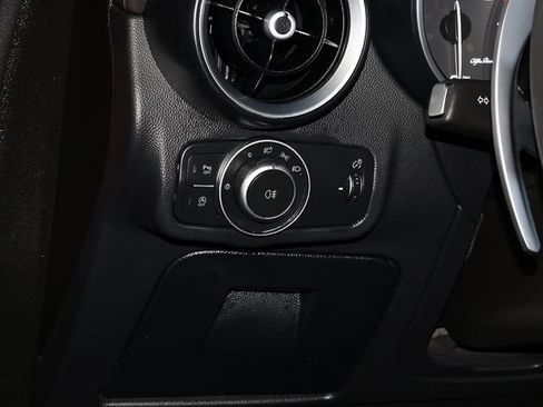 Used 2019 Alfa Romeo Stelvio Ti Sport w/ Quick Order Package 22S Sport AWD/4WD image 25