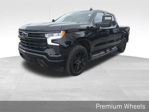 Used 2023 Chevrolet Silverado 1500 RST w/ Max Trailering Package AWD/4WD image 11