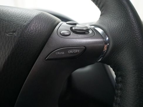 Used 2023 Nissan Murano SV image 20