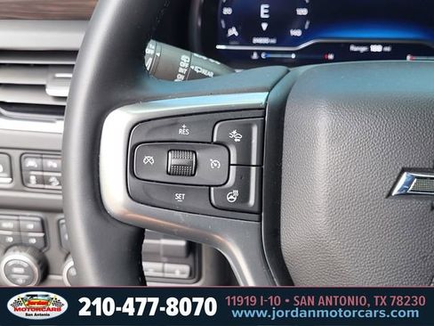 Used 2024 Chevrolet Suburban Z71 w/ Off-Road Capability Package image 28