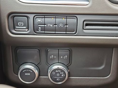 Certified 2023 GMC Yukon SLT RWD image 19