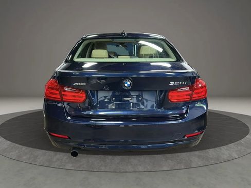 Used 2015 BMW 320i xDrive Sedan image 4