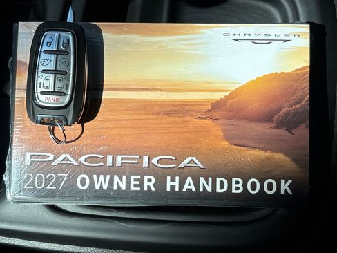 New 2027 Chrysler Pacifica Select FWD image 22
