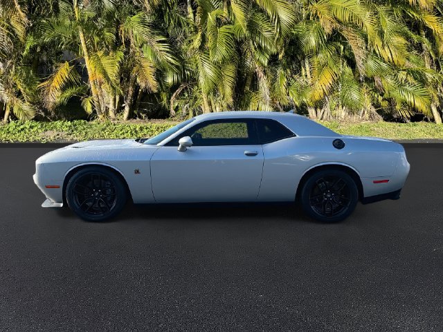 Used 2022 Dodge Challenger R/T Scat Pack w/ Driver Convenience Group RWD image 9